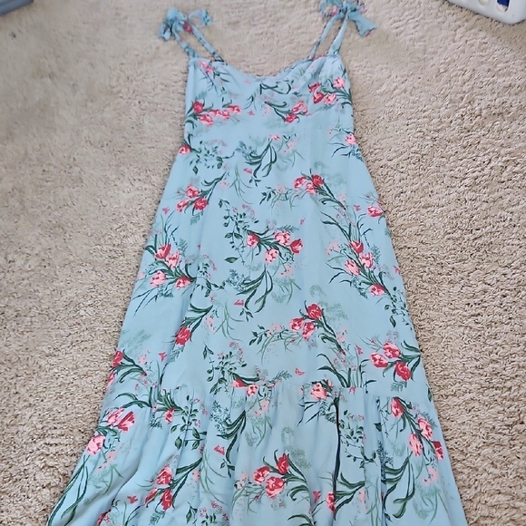 Reformation Nikita Midi Dress In Leona Floral Blue - Picture 6 of 12